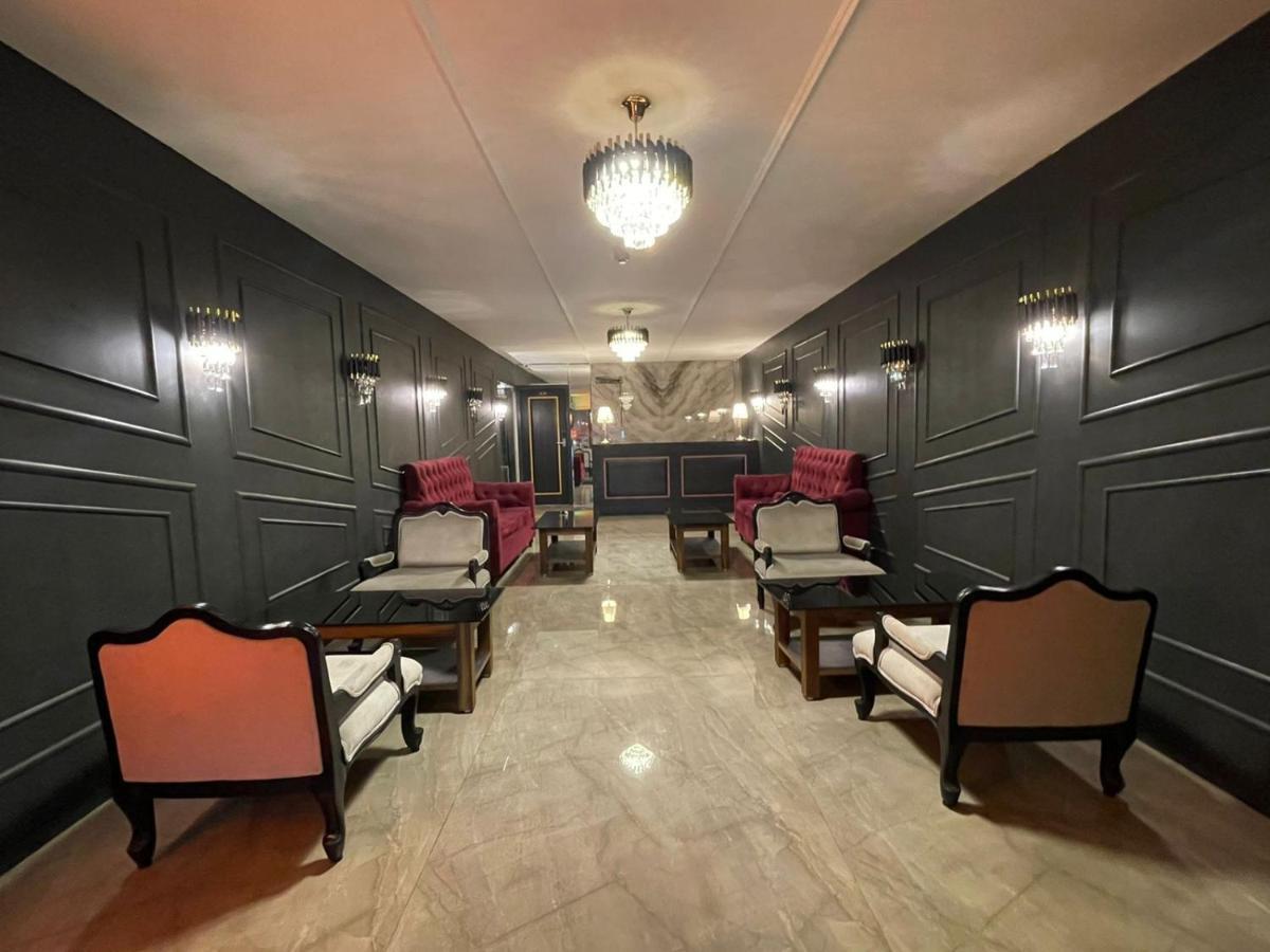 Gulf Hotel Mumbai- The Boutique Hotel Colaba Mumbai Kültér fotó