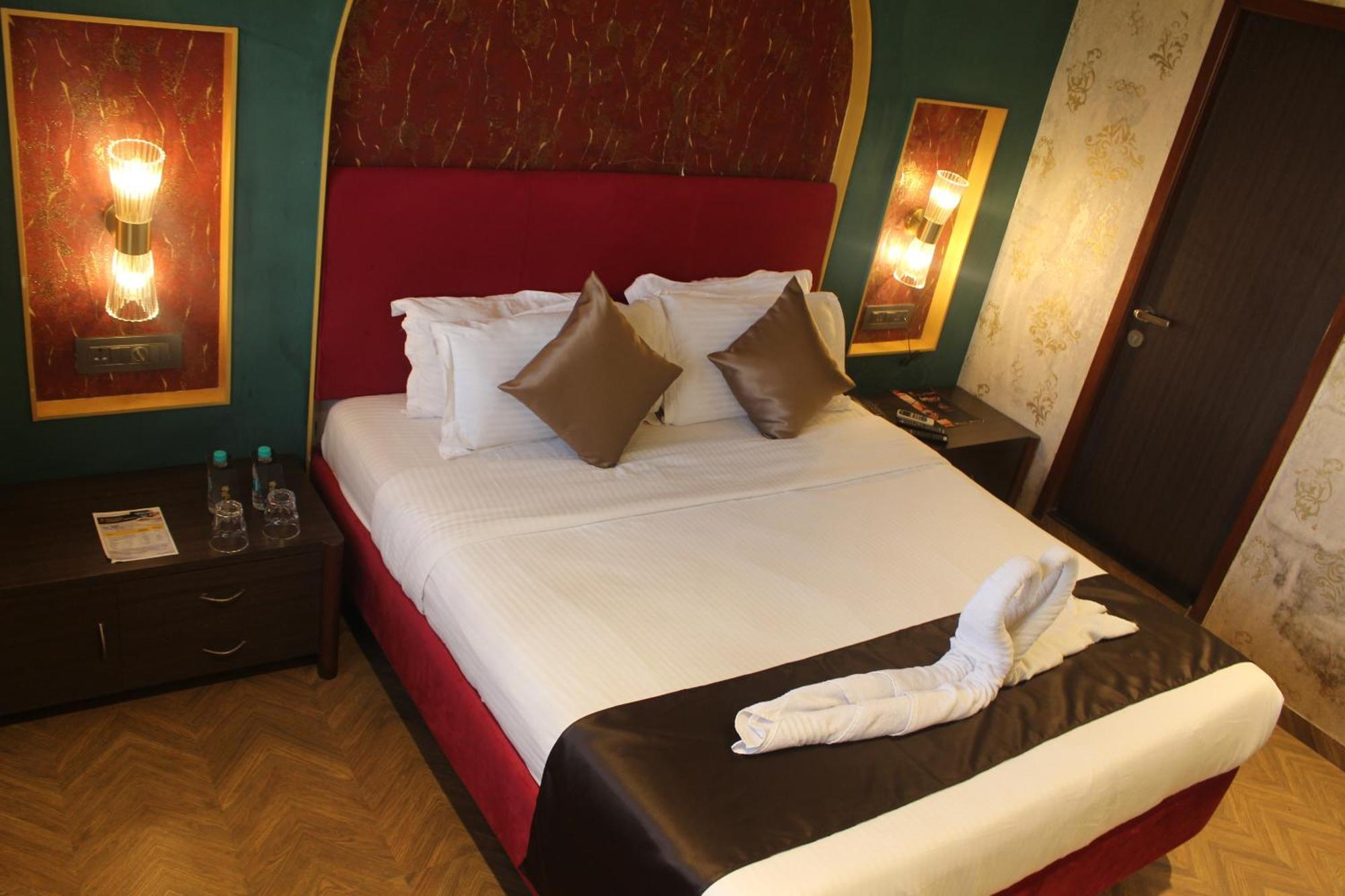 Gulf Hotel Mumbai- The Boutique Hotel Colaba Mumbai Kültér fotó