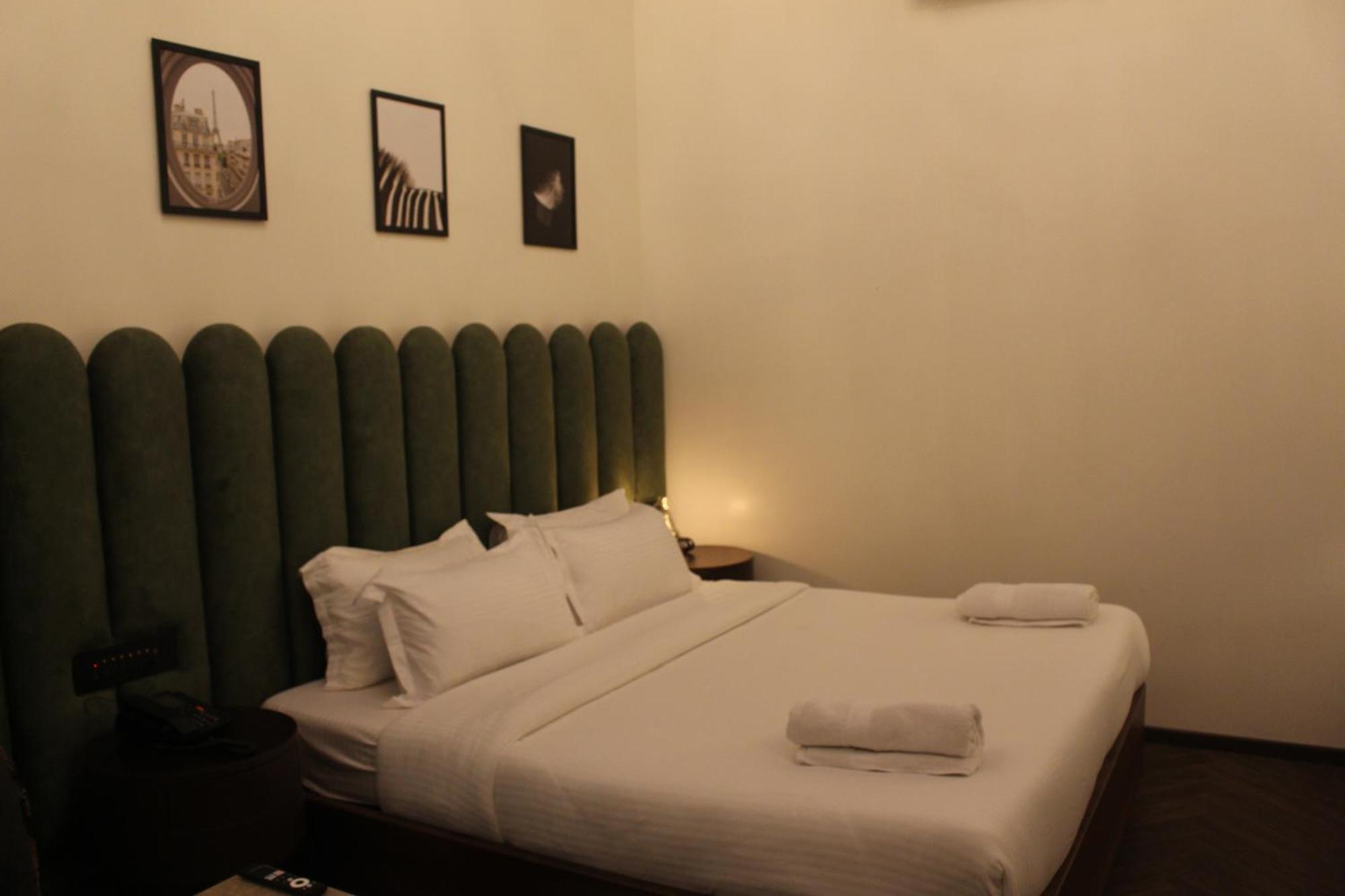 Gulf Hotel Mumbai- The Boutique Hotel Colaba Mumbai Kültér fotó