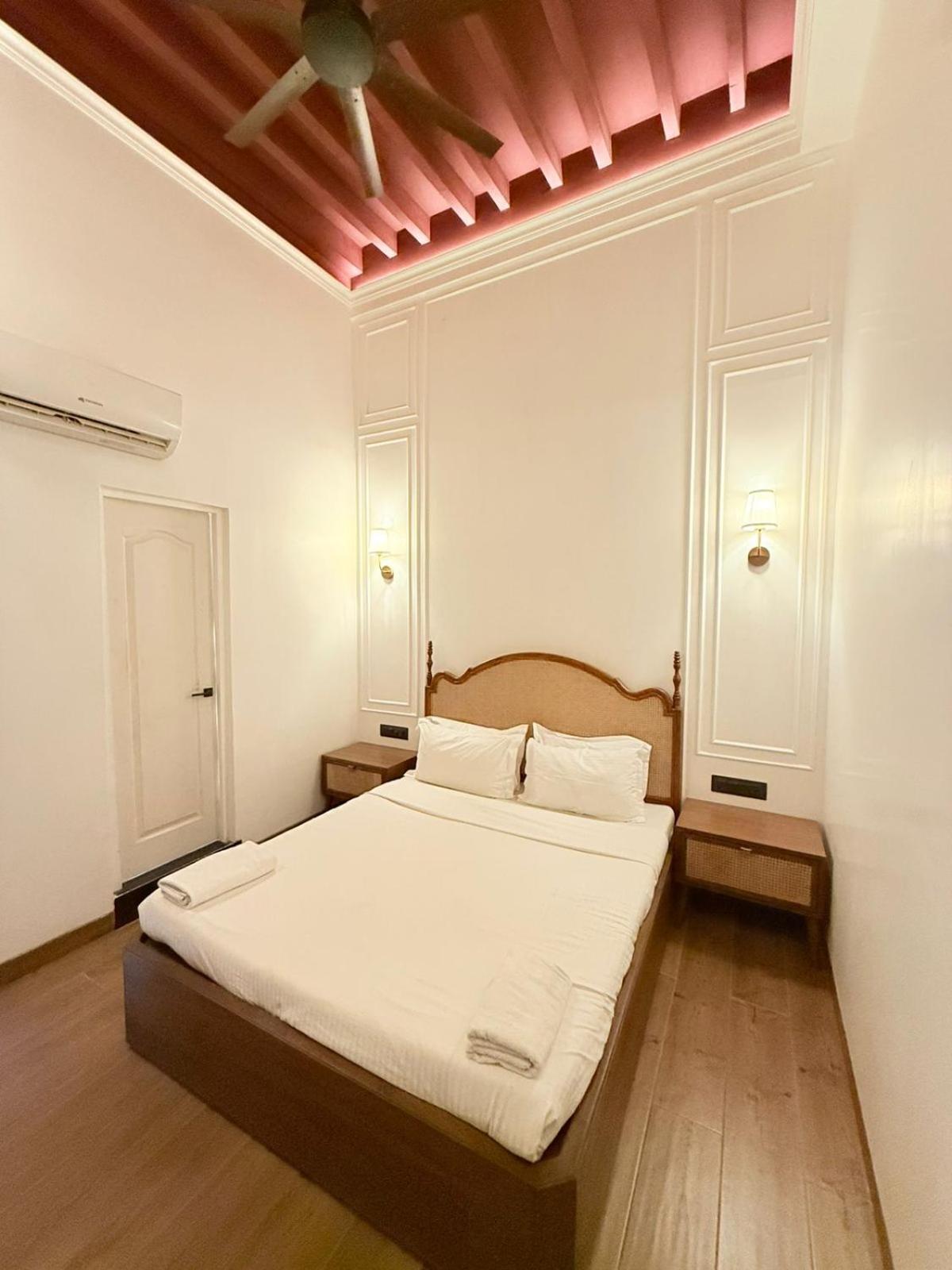 Gulf Hotel Mumbai- The Boutique Hotel Colaba Mumbai Kültér fotó