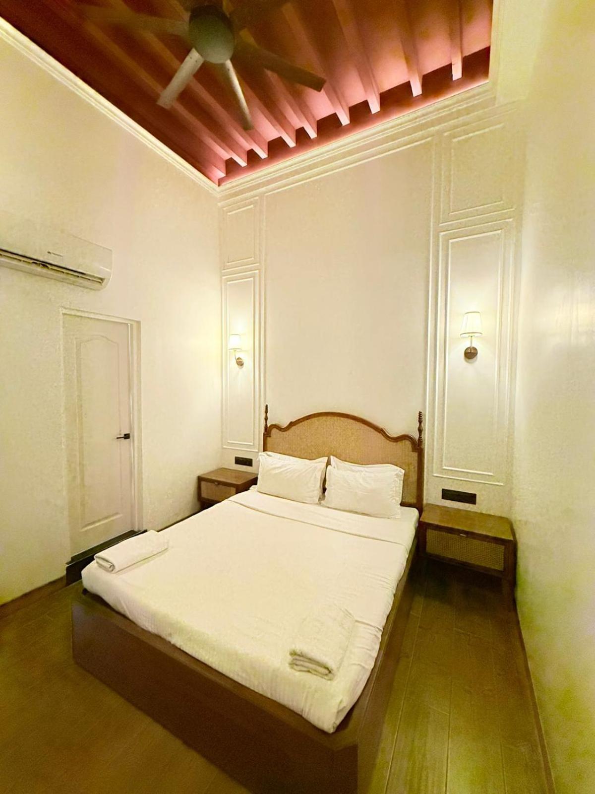 Gulf Hotel Mumbai- The Boutique Hotel Colaba Mumbai Kültér fotó