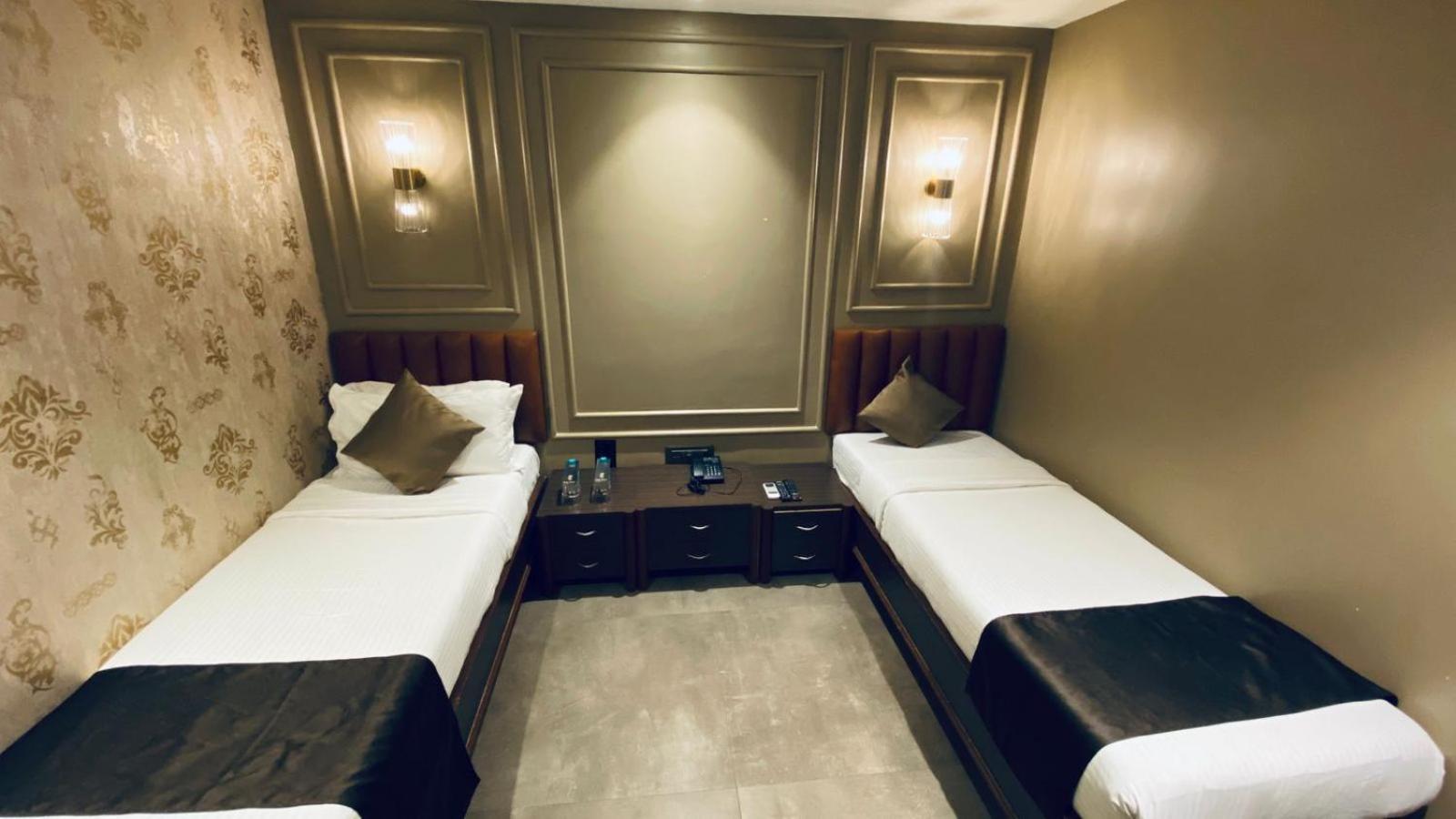Gulf Hotel Mumbai- The Boutique Hotel Colaba Mumbai Kültér fotó