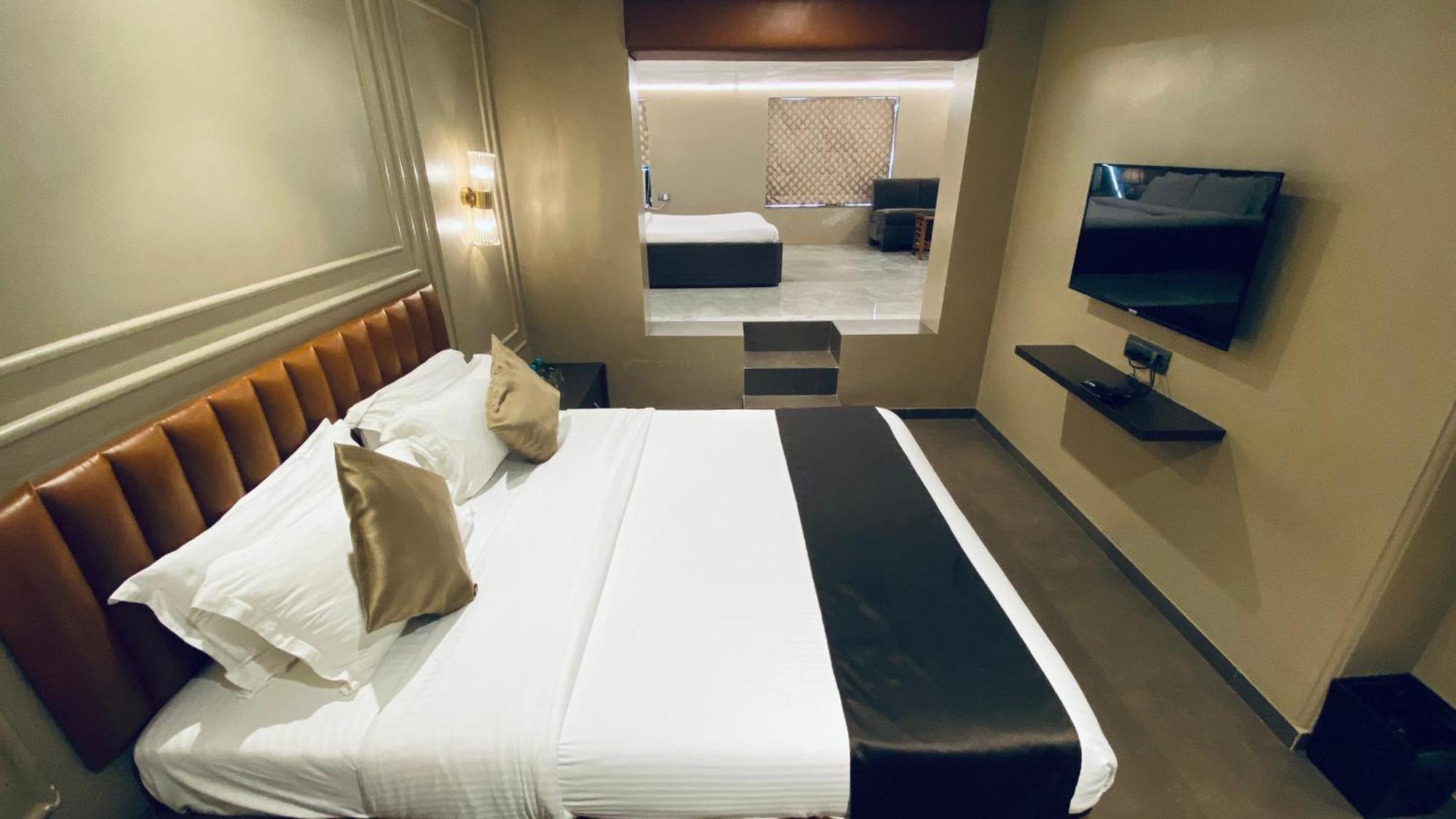 Gulf Hotel Mumbai- The Boutique Hotel Colaba Mumbai Kültér fotó