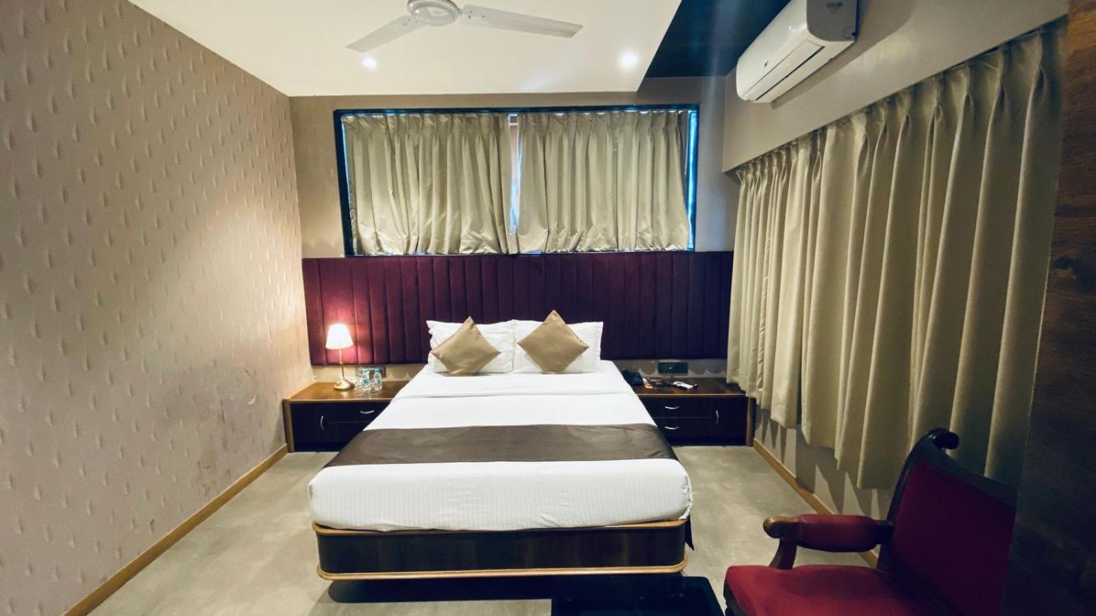 Gulf Hotel Mumbai- The Boutique Hotel Colaba Mumbai Kültér fotó